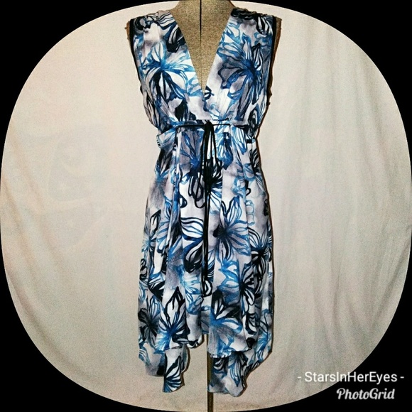 Simply Vera Vera Wang Dresses & Skirts - Simply Vera Wang Blue Gray Dress Pointed Hem